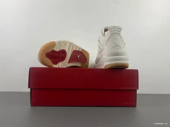 Cheap Kickmax Air AO2571-100 4 Jordan 'White' x Levi's 0609